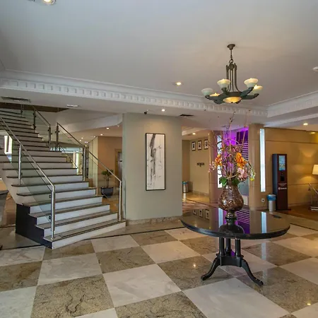 Hotel Victoria Villa Curitiba By Nacional Inn-3